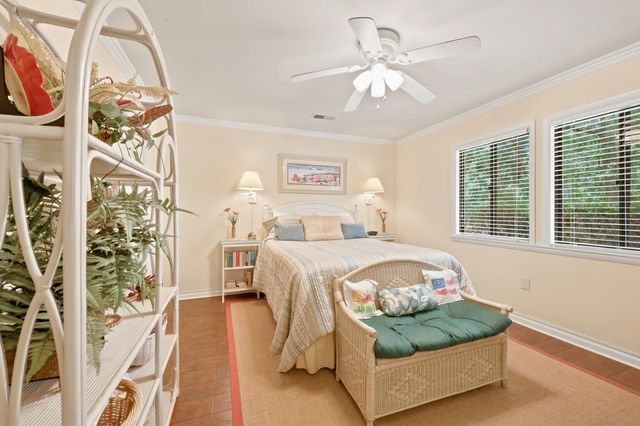 908 Briarwood Dr., Myrtle Beach, SC 29572