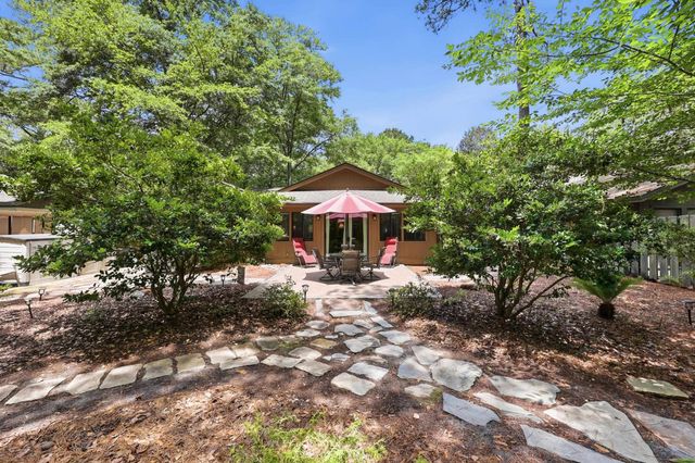 908 Briarwood Dr., Myrtle Beach, SC 29572