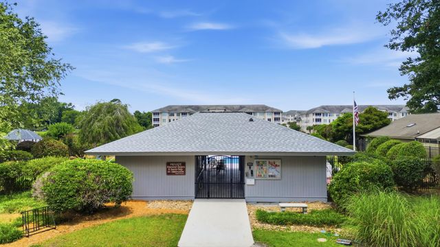 908 Briarwood Dr., Myrtle Beach, SC 29572