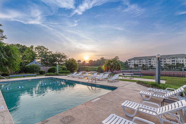 908 Briarwood Dr., Myrtle Beach, SC 29572
