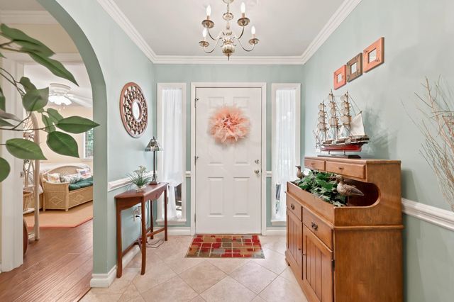 908 Briarwood Dr., Myrtle Beach, SC 29572