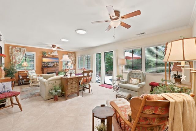 908 Briarwood Dr., Myrtle Beach, SC 29572