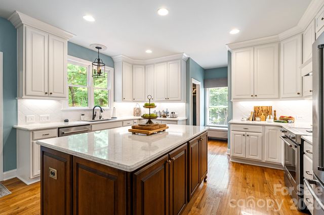 1209 High Brook Drive, Waxhaw, NC 28173