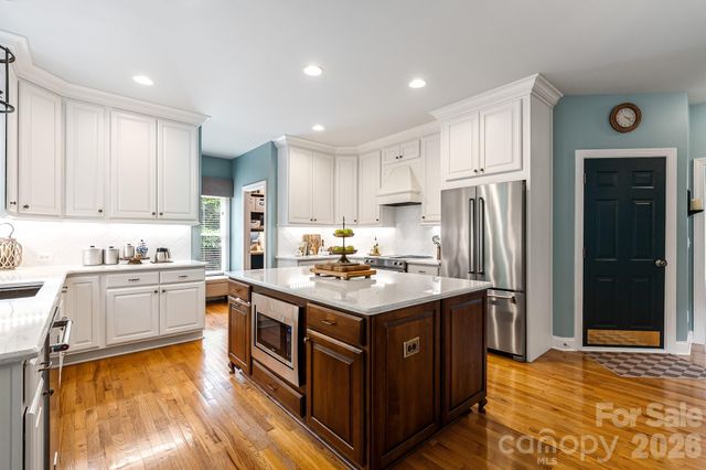 1209 High Brook Drive, Waxhaw, NC 28173