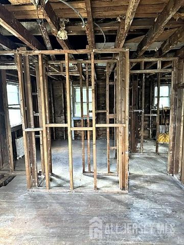 416 alexander Avenue, Linden, NJ 07036