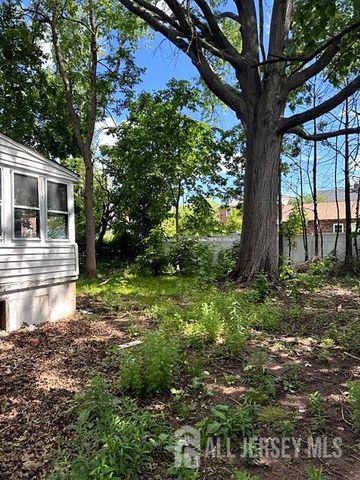 416 alexander Avenue, Linden, NJ 07036