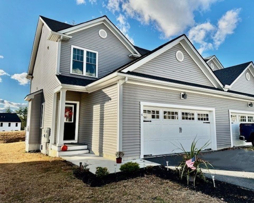 6 Nautical Way 122, Douglas, MA 01516