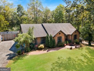 422 Ridgewood Circle, Summerville, GA 30747