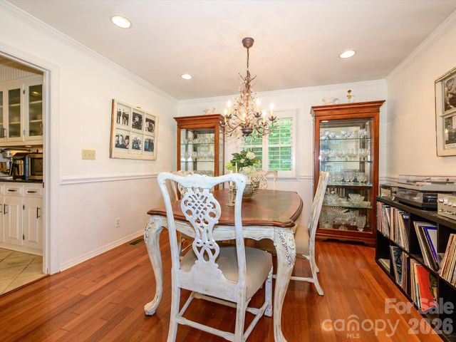 1300 Bevis Drive, Charlotte, NC 28209