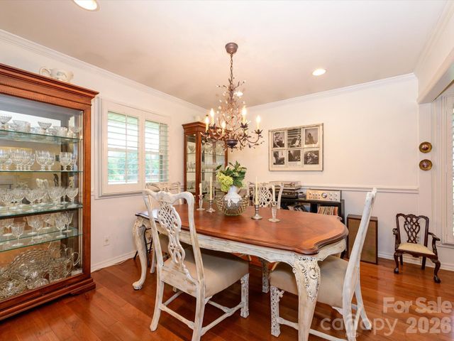 1300 Bevis Drive, Charlotte, NC 28209