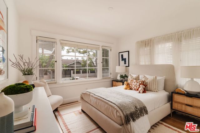 6065 Selma Avenue, Los Angeles, CA 90028