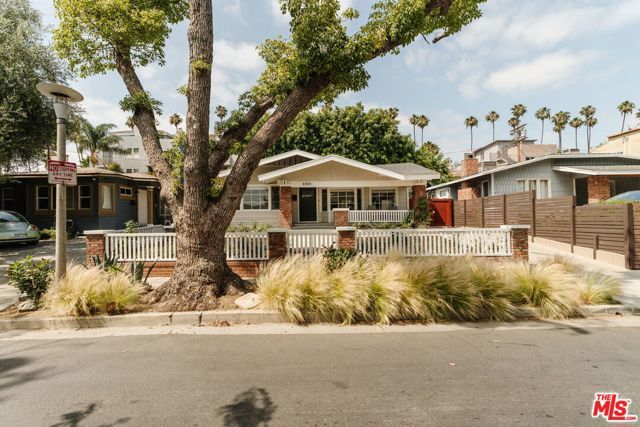 6065 Selma Avenue, Los Angeles, CA 90028