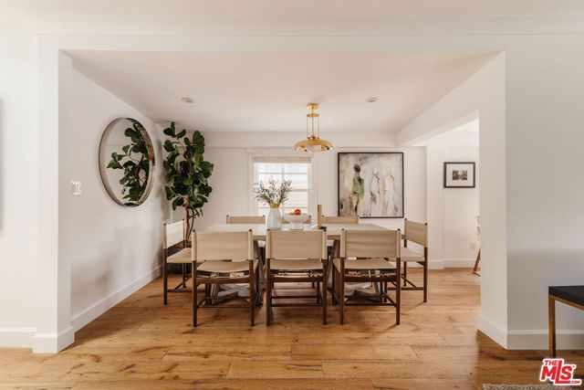 6065 Selma Avenue, Los Angeles, CA 90028