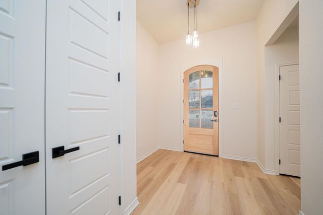 3809 Suren Way, Longview, TX 75605