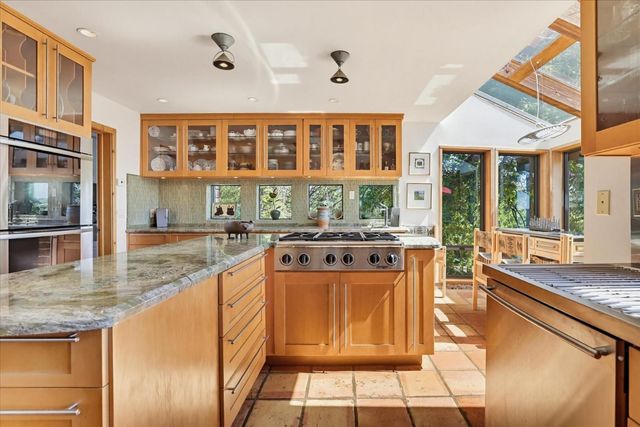 20111 Tanglewood Rd, Grass Valley, CA 95945