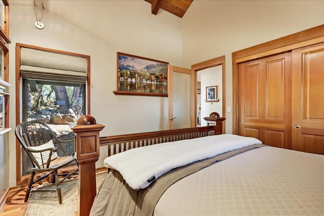 20111 Tanglewood Rd, Grass Valley, CA 95945