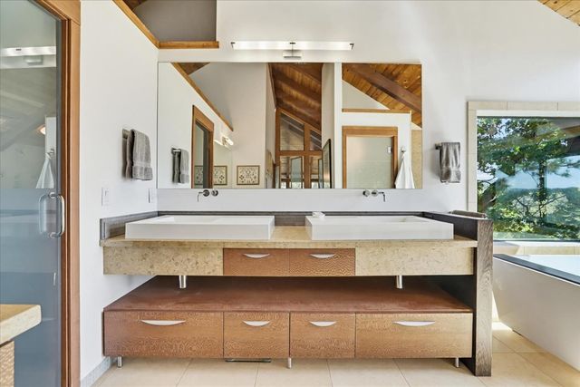 20111 Tanglewood Rd, Grass Valley, CA 95945