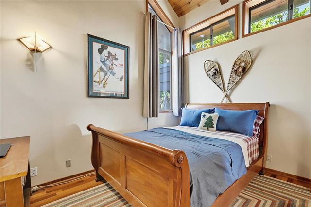 20111 Tanglewood Rd, Grass Valley, CA 95945