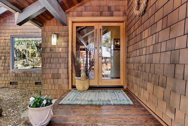 20111 Tanglewood Rd, Grass Valley, CA 95945