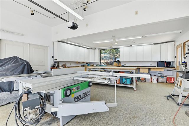 20111 Tanglewood Rd, Grass Valley, CA 95945