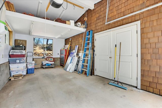 20111 Tanglewood Rd, Grass Valley, CA 95945