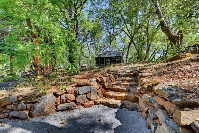 20111 Tanglewood Rd, Grass Valley, CA 95945