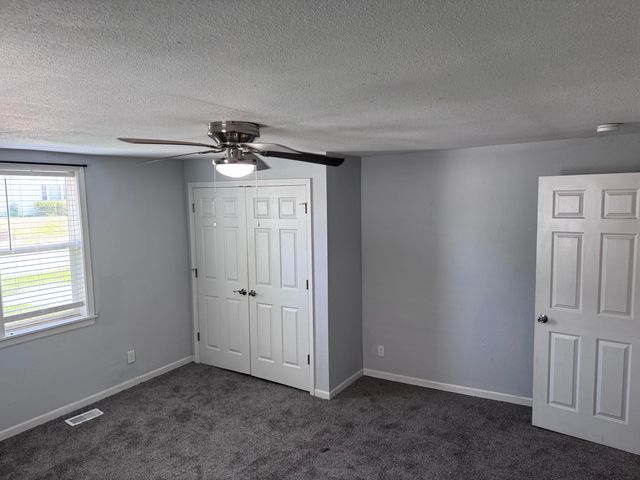 809 S 4TH ST, Moberly, MO 65259