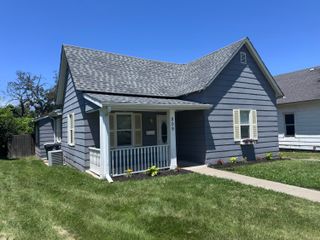 809 S 4TH ST, Moberly, MO 65259