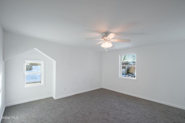 37 Marion Boulevard, Glenville, NY 12302