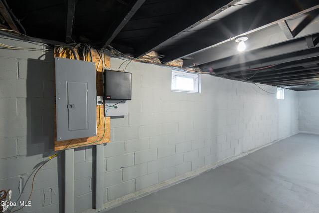 37 Marion Boulevard, Glenville, NY 12302