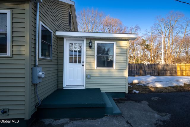 37 Marion Boulevard, Glenville, NY 12302