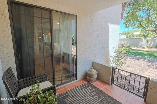 5219 N 24TH Street 104, Phoenix, AZ 85016