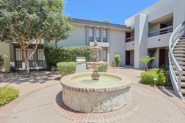 5219 N 24TH Street 104, Phoenix, AZ 85016