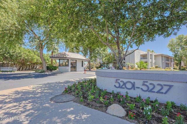 5219 N 24TH Street 104, Phoenix, AZ 85016