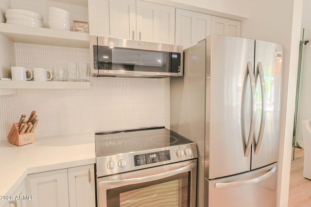 5219 N 24TH Street 104, Phoenix, AZ 85016