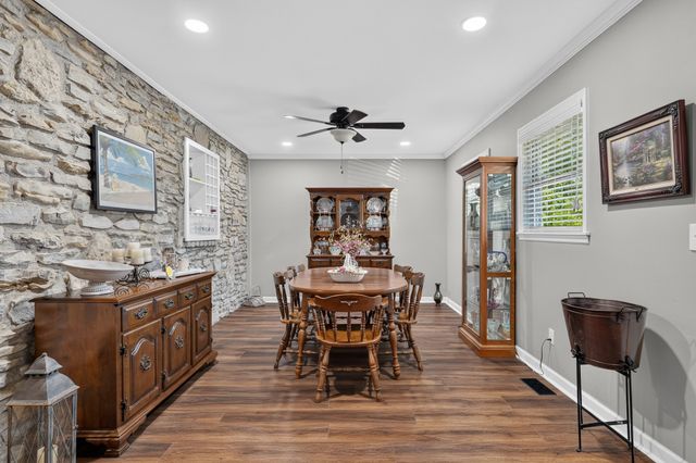 133 High Ave, Fayetteville, TN 37334