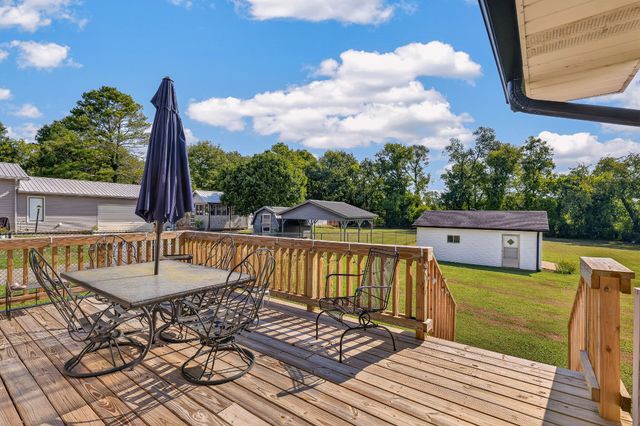 133 High Ave, Fayetteville, TN 37334