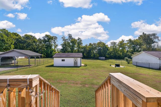 133 High Ave, Fayetteville, TN 37334