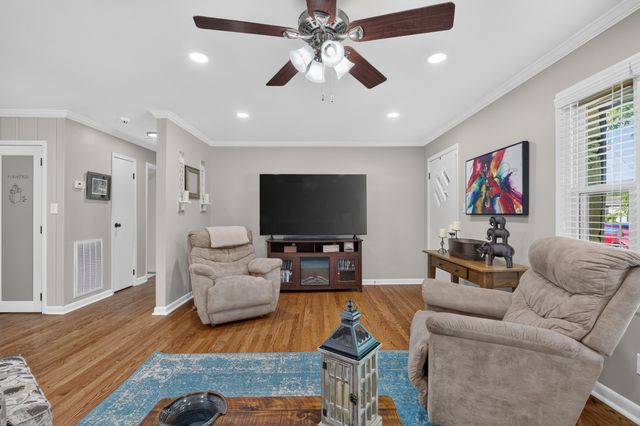 133 High Ave, Fayetteville, TN 37334