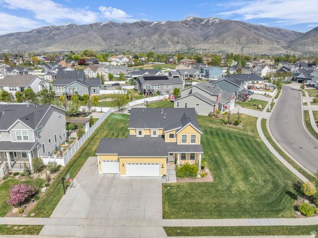 2195 S BETSY WAY, Kaysville, UT 84037