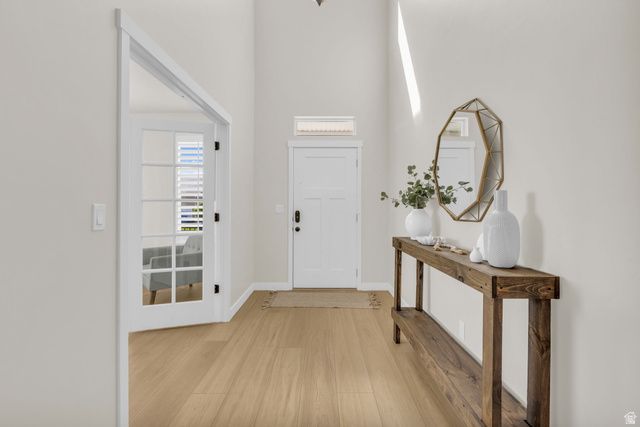 2195 S BETSY WAY, Kaysville, UT 84037