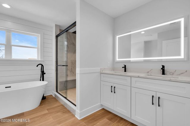 213 Ida Drive, Point Pleasant, NJ 08742