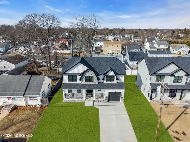 213 Ida Drive, Point Pleasant, NJ 08742