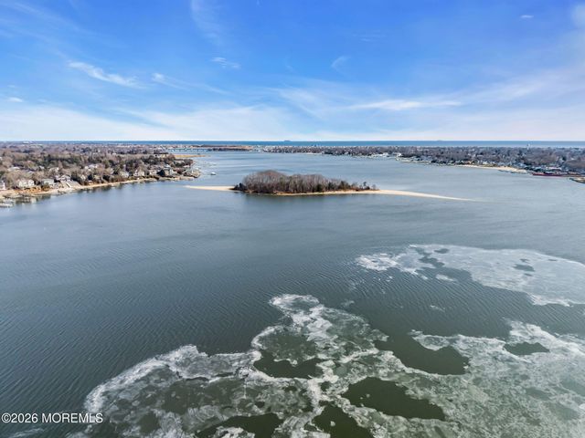 213 Ida Drive, Point Pleasant, NJ 08742