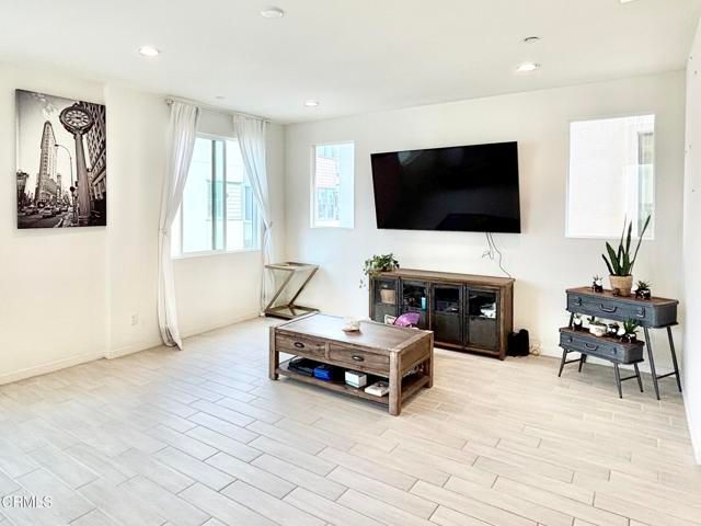 1105 Canal Street, Oxnard, CA 93035