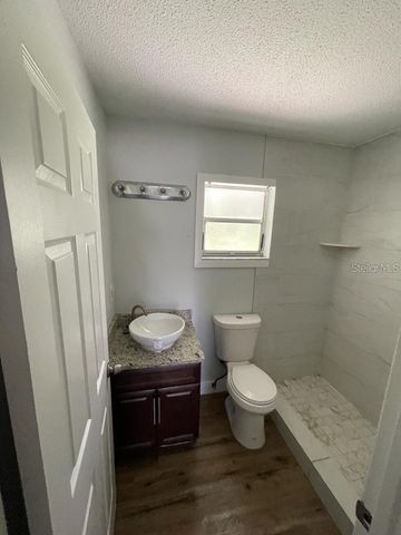 10460 SE US HIGHWAY 441 10464, Belleview, FL 34420