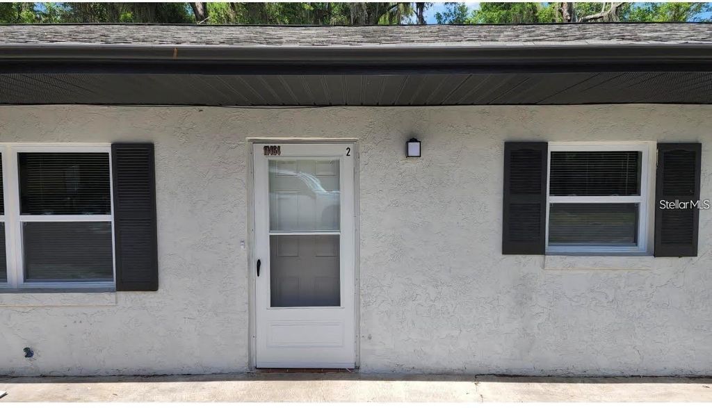 10460 SE US HIGHWAY 441 10464, Belleview, FL 34420
