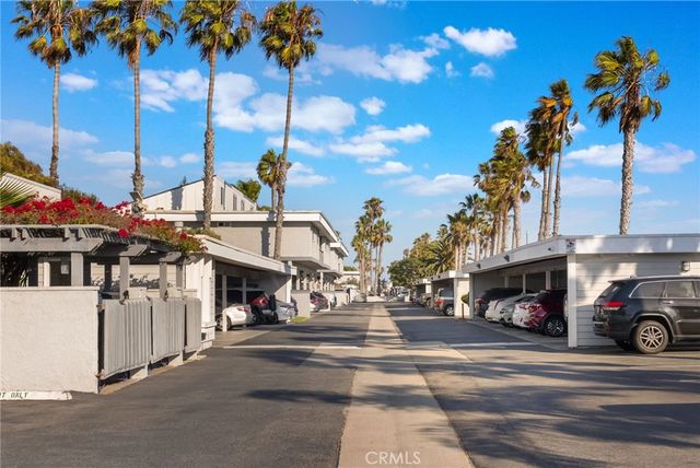 16922 Pacific Coast Hwy 102, Huntington Beach, CA 92649