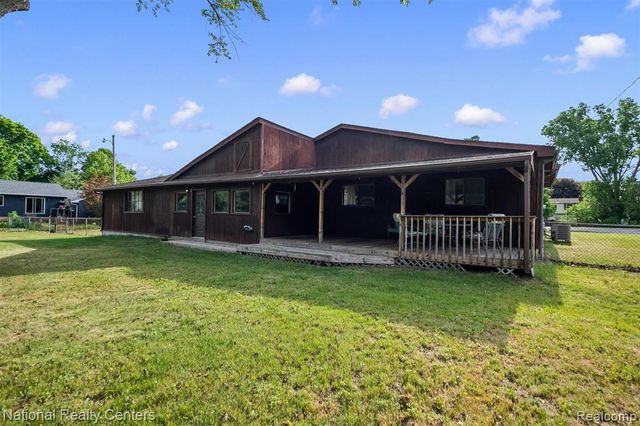2942 S Baldwin Road, Lake Orion, MI 48360