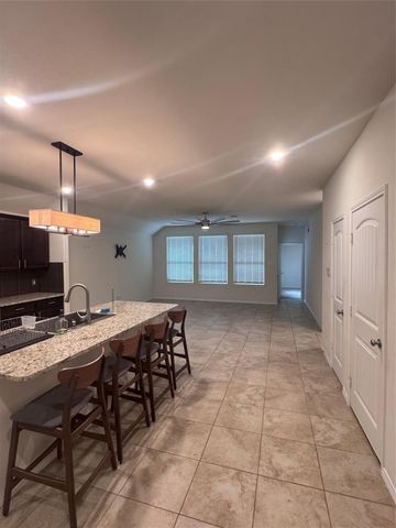 737 Montclair Mist Lane, La Marque, TX 77568